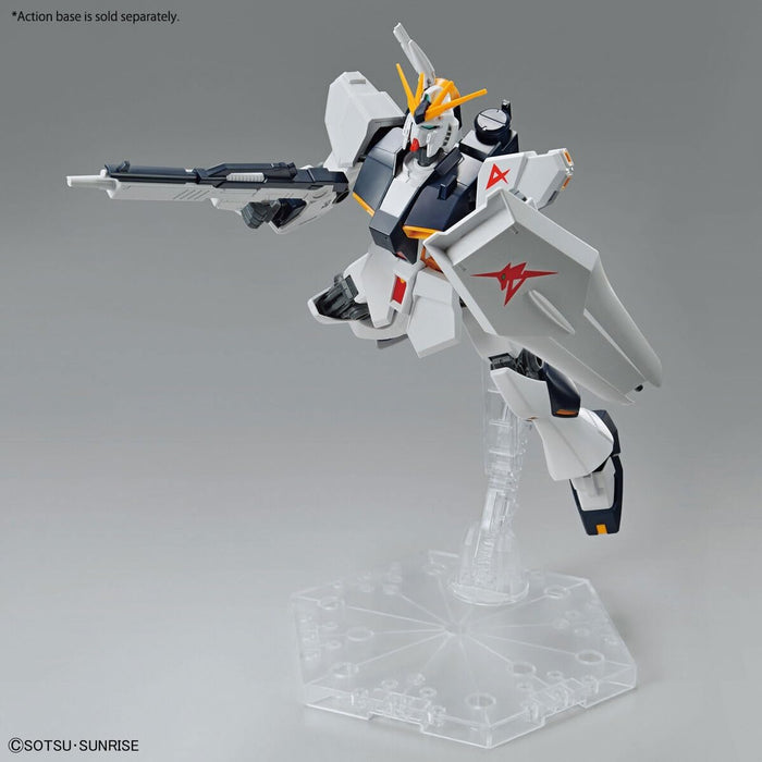 Bandai EG 1/144 ν (Nu) Gundam – Char's Counterattack